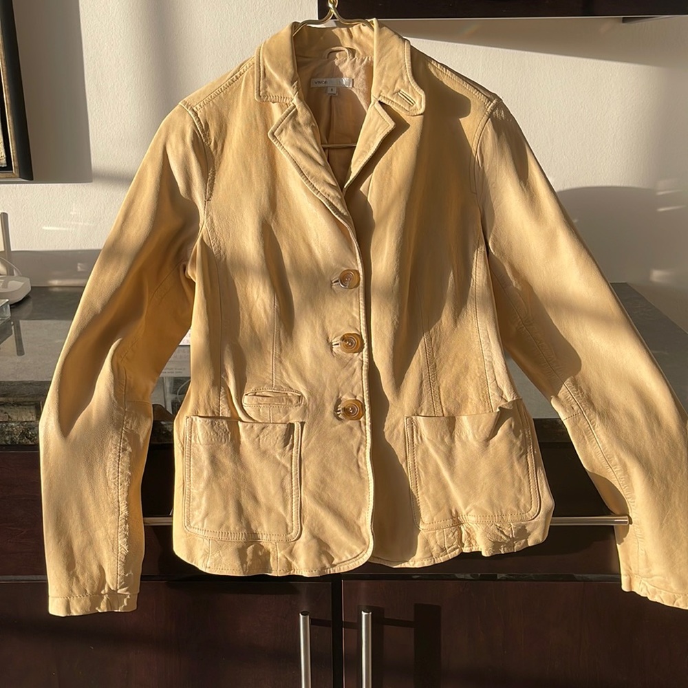 VINCE Leather Blazer Size:  8, color/Buttercream